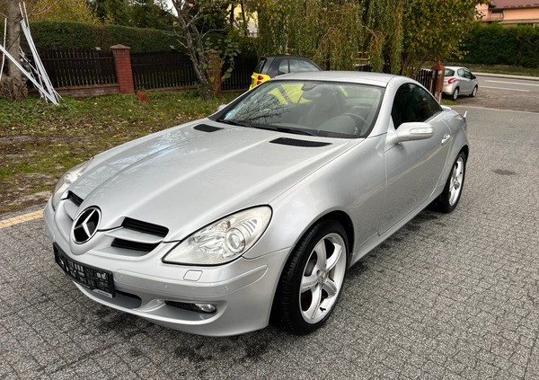 Mercedes-Benz SLK cena 33900 przebieg: 251401, rok produkcji 2005 z Bartoszyce małe 121